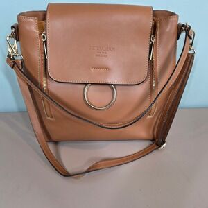 Persaman New York Tan Leather Crossbody Bag Made in Italy Gold Ring Detail